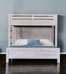 Hamilton Canopy Bed with King Bed in Chalk White Finish